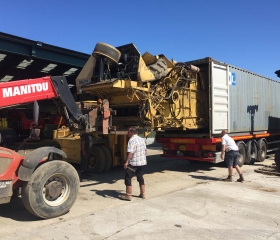 Combines are carefully dismantled before being loaded into containers for shipping. We are very experienced in loading 20Ft and 40ft High Cube containers.